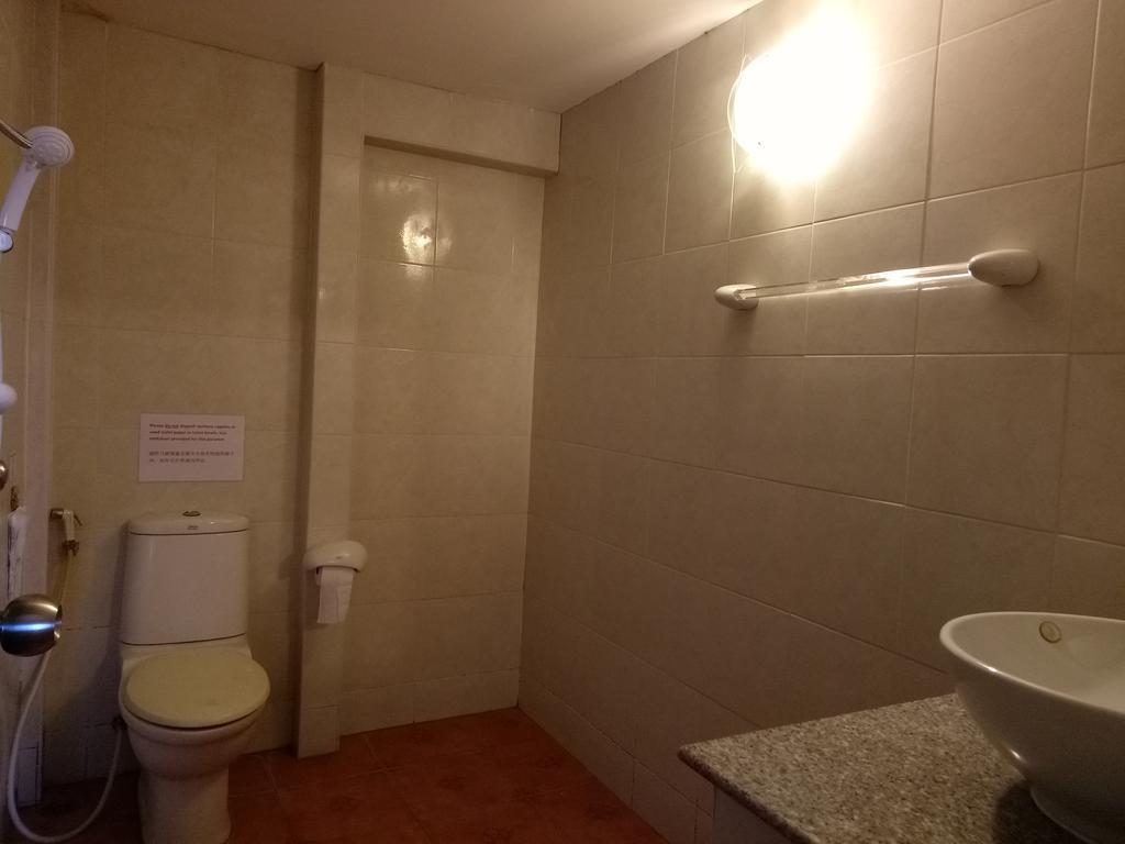 Отель Bon Ca Va Чиангмай Экстерьер фото
